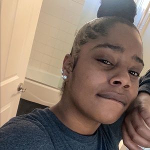 Meet your Posher, Breanna